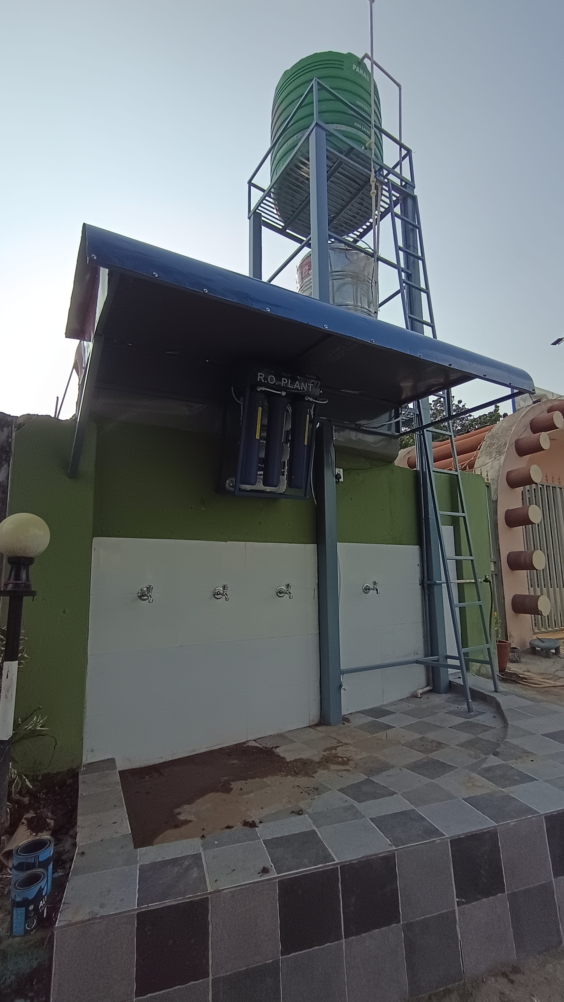 Construction of a clean drinking water structure with RO at Dr. Tony Hagen Park